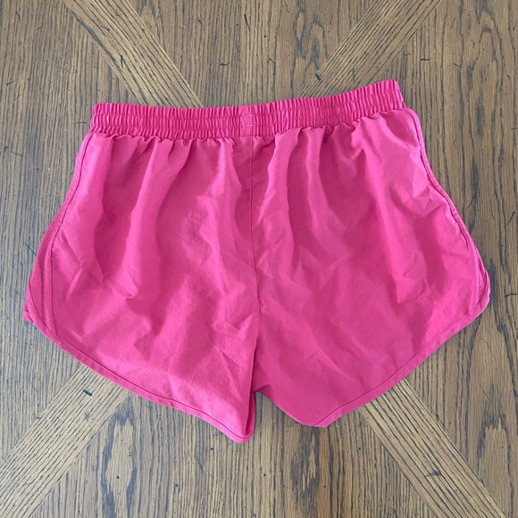 Under Armour shorts - Picture 5 of 6